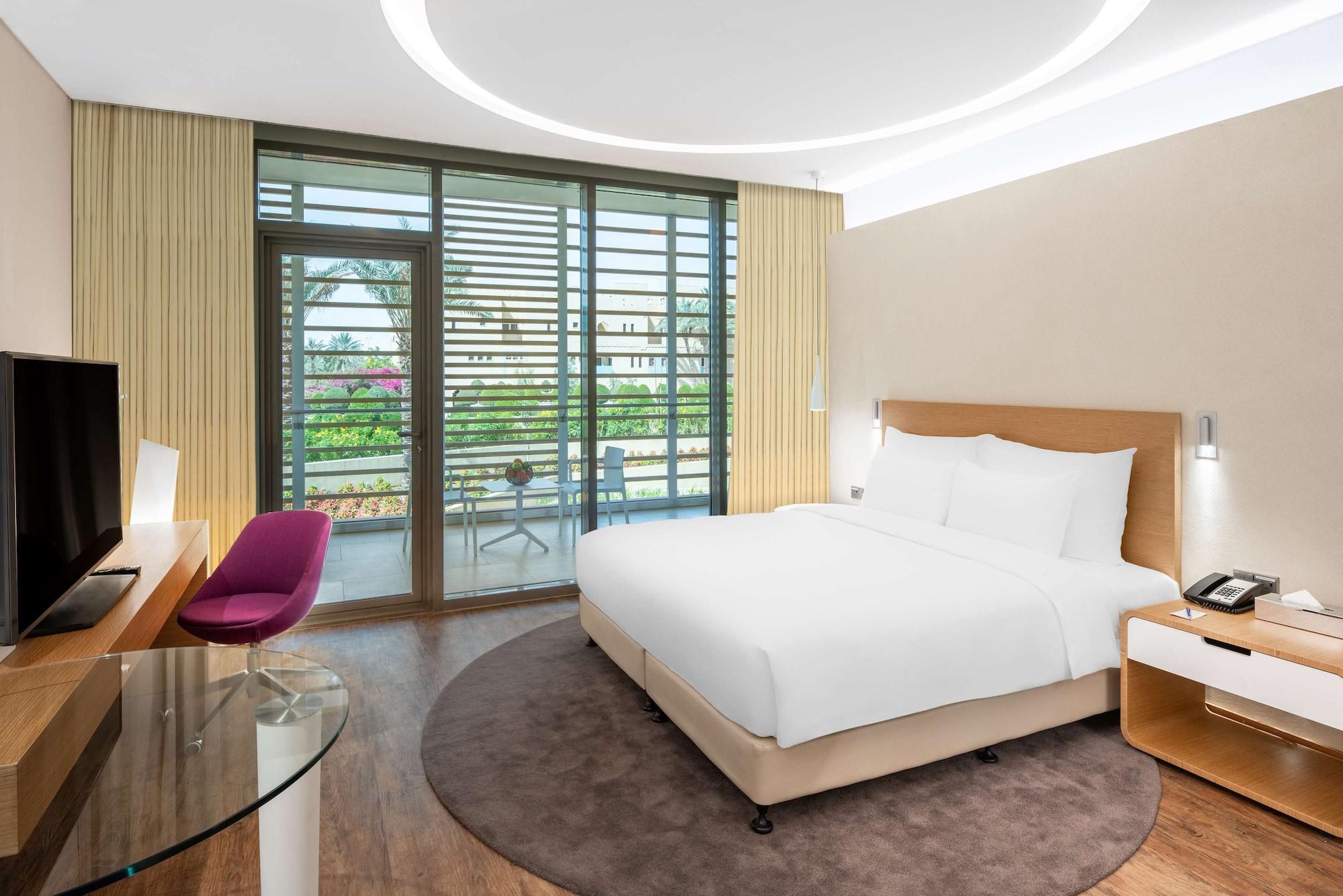 Radisson Blu Hotel & Residence, Riyadh Diplomatic Quarter Dış mekan fotoğraf